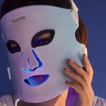 Lustre-ClearSkin-Revive-LED-Mask_2